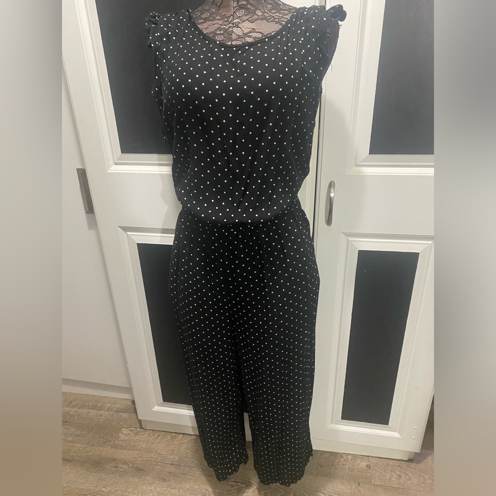 Old navy jumpsuit size (L)